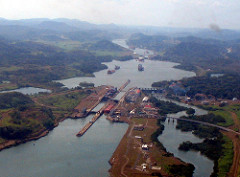 A major reason why the United States oversaw the building of the Panama Canal was to
