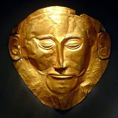 Golden Mask of Agamemnon & Mycenaean daggers from shaft graves,) c. 1600 BCE, National Archaeological Museum, Athens, BRONZE AGE AEGEAN